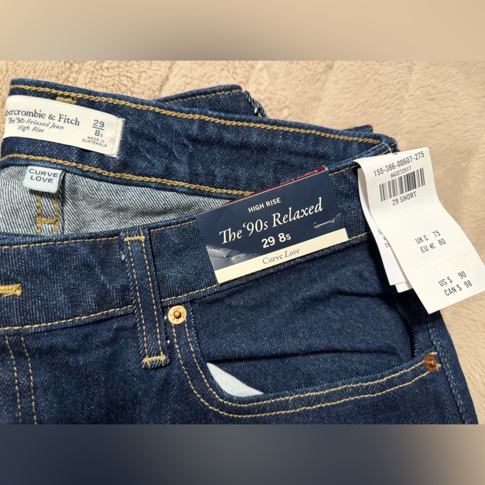 Abercrombie & Fitch Women’s Dark Blue Relaxed Jeans